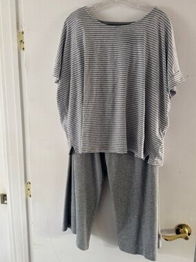 Eileen Fisher lightweight sweatpants & matching striped tee. Lounge or sleep.